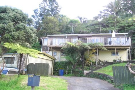 Photo of property in 19 Kauri Point Road, Laingholm, Auckland, 0604