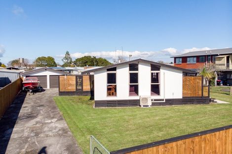 Photo of property in 3 Mahana Road, Ngatea, 3503