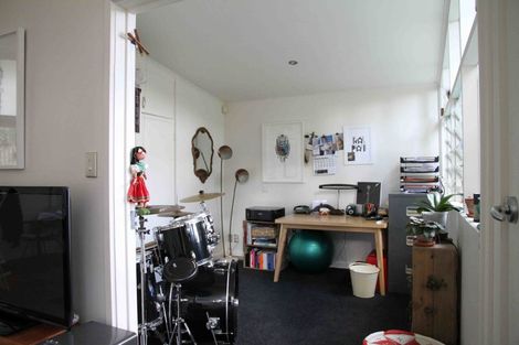 Photo of property in 1/26a West End Road, Herne Bay, Auckland, 1022