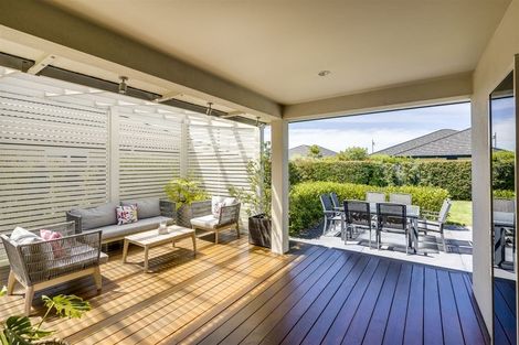 Photo of property in 14 Haast Place, Poraiti, Napier, 4112