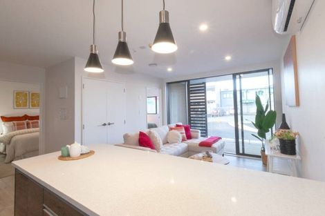 Photo of property in 139 Grove Road, Papakura, 2110