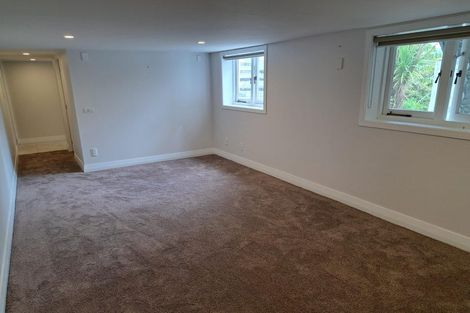 Photo of property in 203 Godley Road, Titirangi, Auckland, 0604