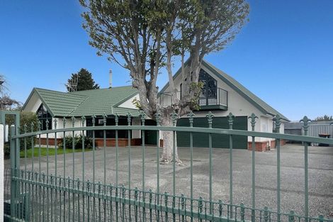 Photo of property in 86 Pahiatua Street, Hokowhitu, Palmerston North, 4410