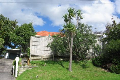Photo of property in 7 Eastglen Road, Glen Eden, Auckland, 0602