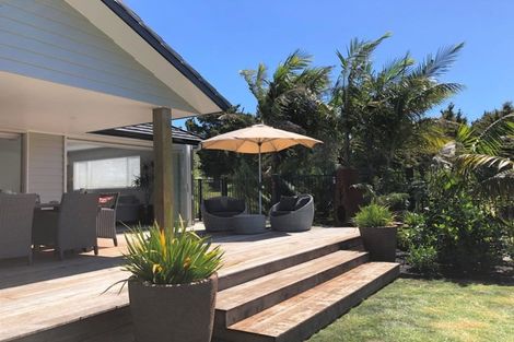 Photo of property in 21 Amsharlo Drive, Kerikeri, 0230