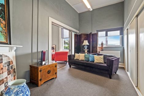Photo of property in 5 Smith Street, Dunedin Central, Dunedin, 9016