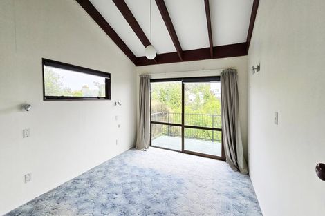 Photo of property in 27 Burns Road, Hospital Hill, Napier, 4110