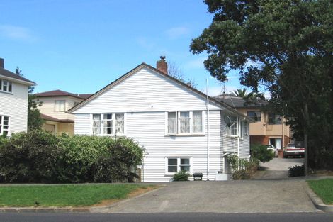 Photo of property in 53 Line Road, Glen Innes, Auckland, 1072