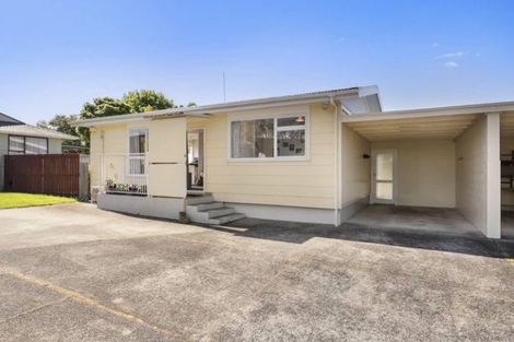 Photo of property in 70 Racecourse Road, Waiuku, 2123