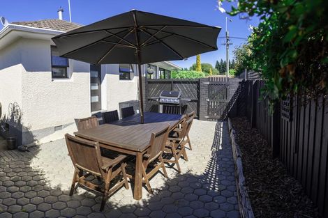 Photo of property in 1/290 Withells Road, Avonhead, Christchurch, 8042