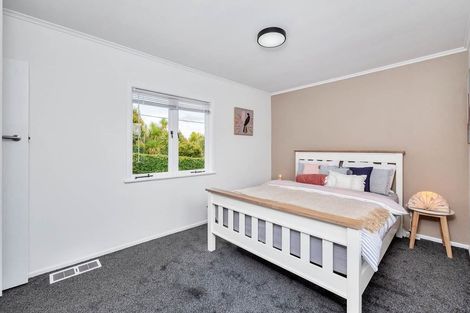 Photo of property in 1/46 Roberts Road, Glenfield, Auckland, 0629