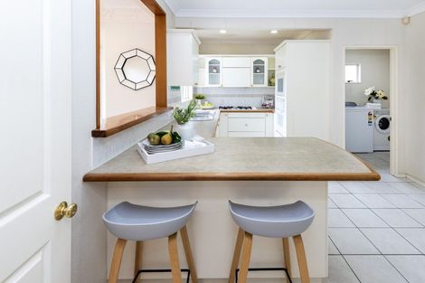 Photo of property in 26 Jane Eyre Drive, Somerville, Auckland, 2014