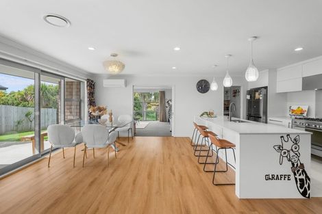 Photo of property in 8 Constance Place, Aidanfield, Christchurch, 8025