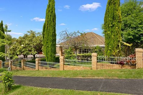 Photo of property in 11 Arirang Rise, Pinehill, Auckland, 0632