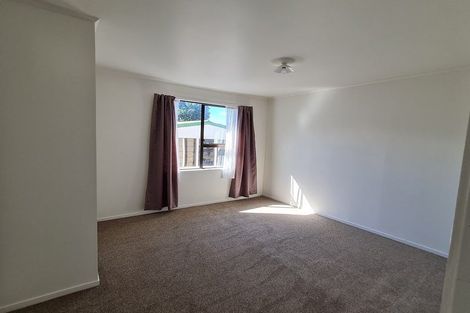 Photo of property in 2/321 Weymouth Road, Weymouth, Auckland, 2103