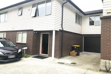 Photo of property in 28 Akeake Lane, Manurewa, Auckland, 2102