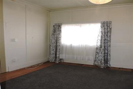 Photo of property in 9 Aputa Avenue, Te Puru, Thames, 3575