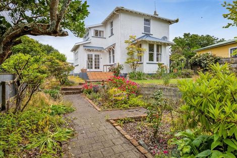 Photo of property in 17 Caplen Street, Hawera, 4610