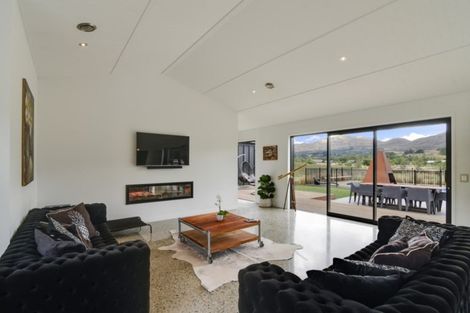 Photo of property in 3/36b Domain Road, Otaki, 5512