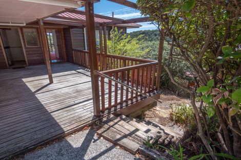 Photo of property in 7 Cable Bay Block Road, Cable Bay, 0420