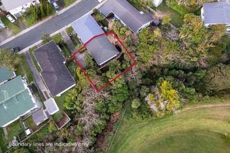 Photo of property in 21b Colchester Crescent, Newlands, Wellington, 6037