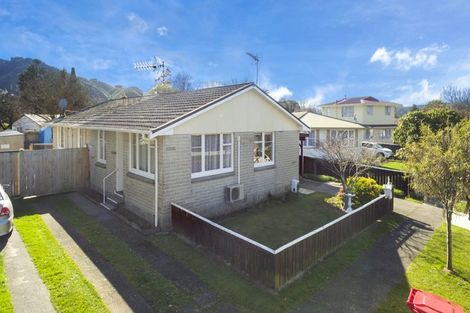 Photo of property in 1/19 Clouston Park Road, Clouston Park, Upper Hutt, 5018
