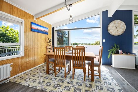 Photo of property in 1 Morrow Avenue, St Andrews, Hamilton, 3200