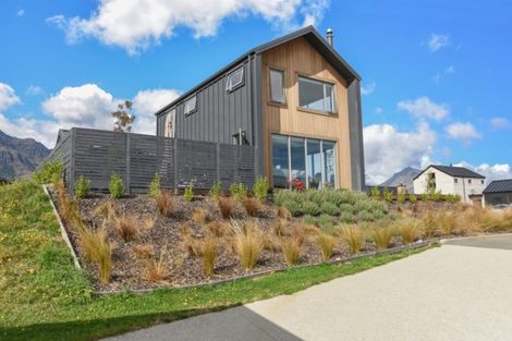 Photo of property in 6 Polperro Court, Jacks Point, Queenstown, 9371