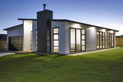 Photo of property in 4 Waitihi Way, Rototuna North, Hamilton, 3210