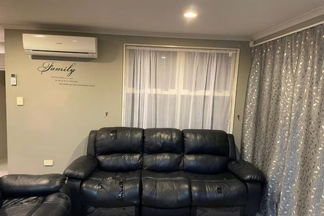 Photo of property in 43 Bruce Pulman Drive, Takanini, 2112