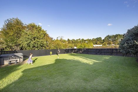 Photo of property in 4 Bethells Road, Waitakere, Auckland, 0816