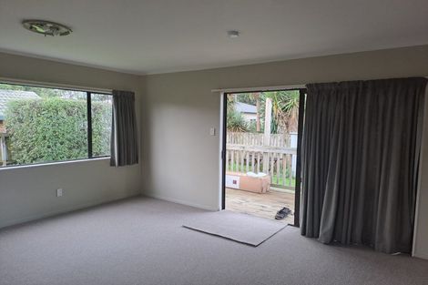 Photo of property in 1/1 Don Street, Papakura, 2110