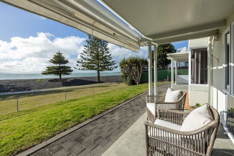 Photo of property in 7 Charles Street, Westshore, Napier, 4110