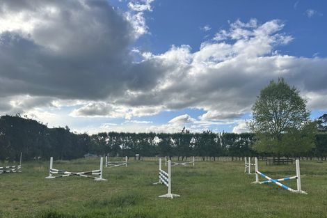 Photo of property in 241 Mangaroa Road, Bridge Pa, Hastings, 4174