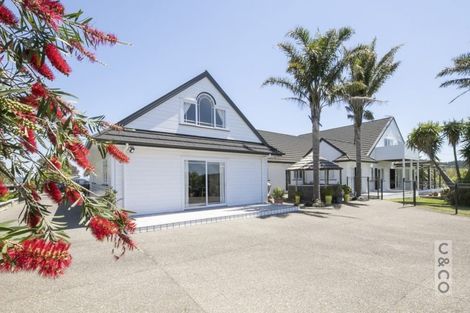 Photo of property in 296 Old North Road, Kumeu, 0892