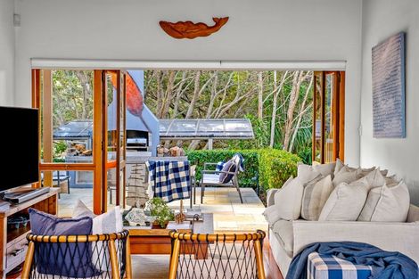 Photo of property in 417 Leigh Road, Whangateau, 0985