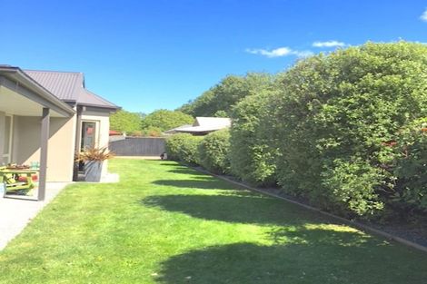 Photo of property in 14 Elmslie Grove, Halswell, Christchurch, 8025