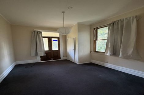 Photo of property in 143 Wadestown Road, Wadestown, Wellington, 6012