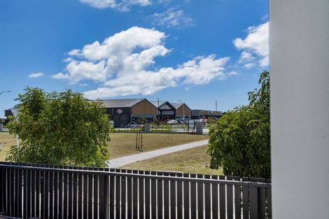 Photo of property in 41 Monaro Place, Papamoa, 3118