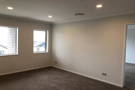 Photo of property in 29 Cooladawson Drive, Flat Bush, Auckland, 2019