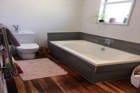 Photo of property in 26 Palmerston Road, Havelock North, 4130