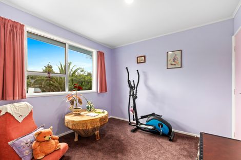 Photo of property in 123 Weatherly Road, Torbay, Auckland, 0630