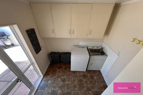Photo of property in 15 Ilford Place, Awapuni, Palmerston North, 4412