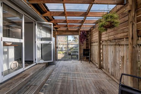 Photo of property in 40 Queens Road, Glen Avon, New Plymouth, 4312