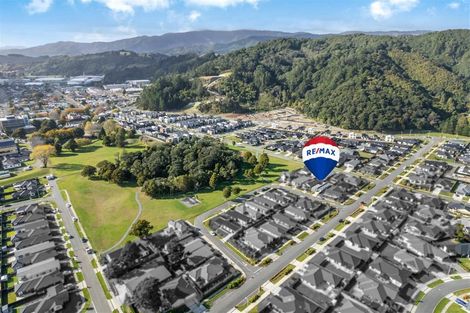 Photo of property in 2 Pattullo Crescent, Wallaceville, Upper Hutt, 5018