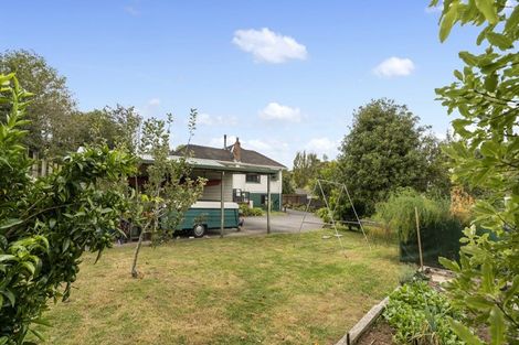 Photo of property in 98a Mangorei Road, Strandon, New Plymouth, 4312