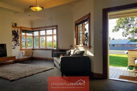 Photo of property in 40 Waiwaka Terrace, Strandon, New Plymouth, 4312