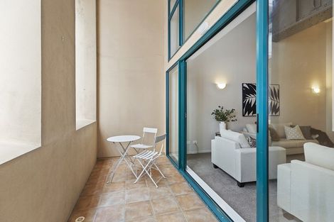 Photo of property in Vicino Apartments, 17/33 Taranaki Street, Te Aro, Wellington, 6011