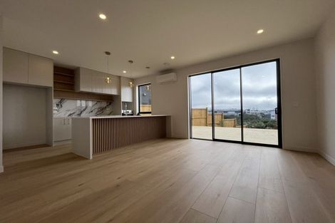 Photo of property in 11 Puihi Crescent, Massey, 0614