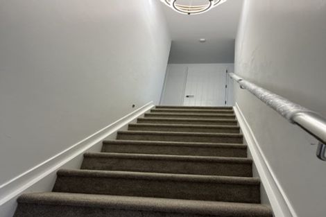 Photo of property in 35 Meadway, Sunnyhills, Auckland, 2010